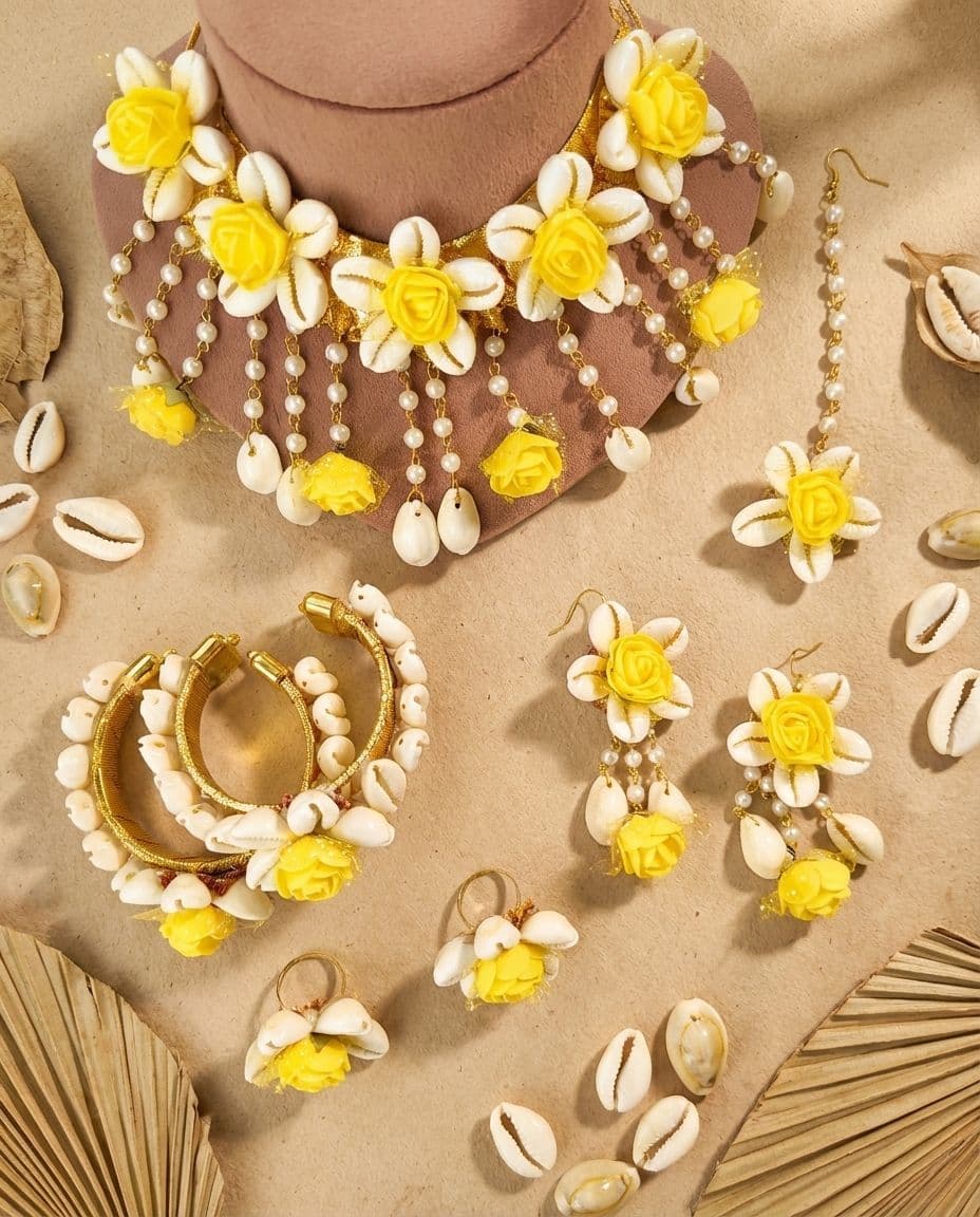 How to Wear Yellow at Your Haldi